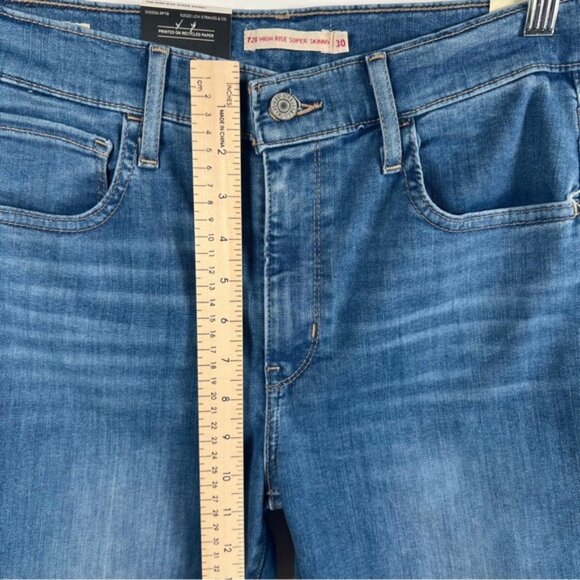 NWT LEVIS 720 HIGH-RISE SUPER SKINNY HYPERSTRETCH Jeans Raw Hem Size 30x30 - Picture 6 of 16